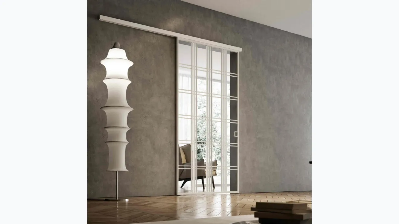 Porte intérieure coulissante hors mur en verre blanc Oregon avec profil en aluminium de BiHome.